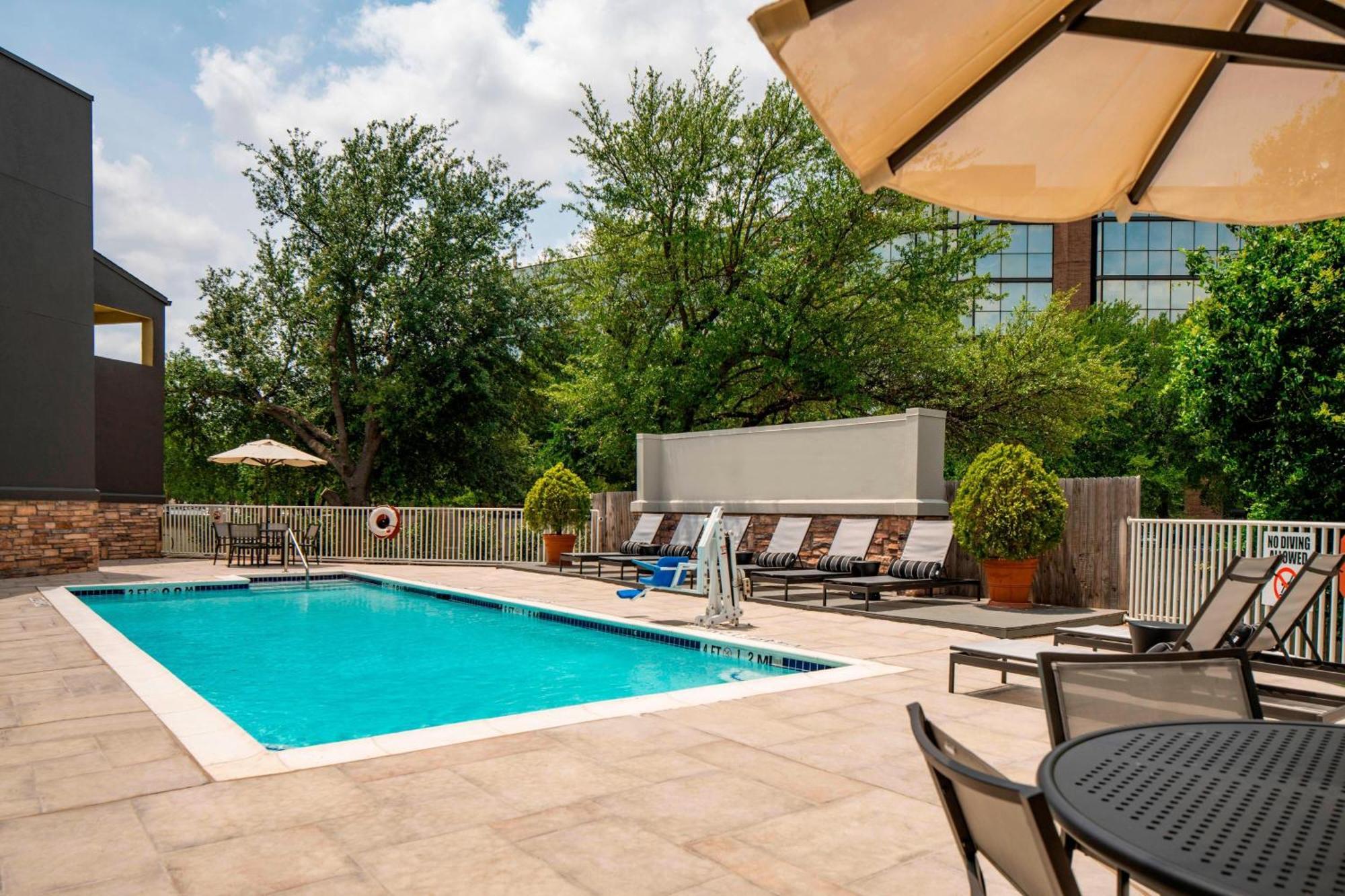 Four Points By Sheraton Dallas Arlington Entertainment District Екстер'єр фото